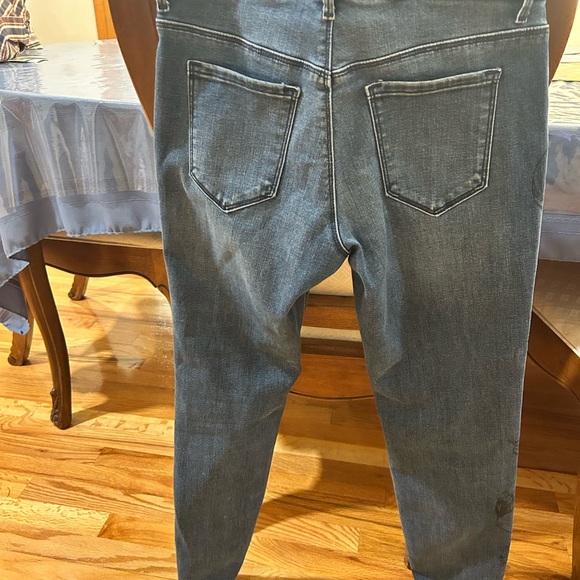 Simply, Vera Vera Wang jeans - Picture 2 of 3